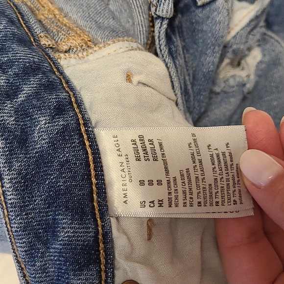 American eagle mom jeans - Picture 4 of 4